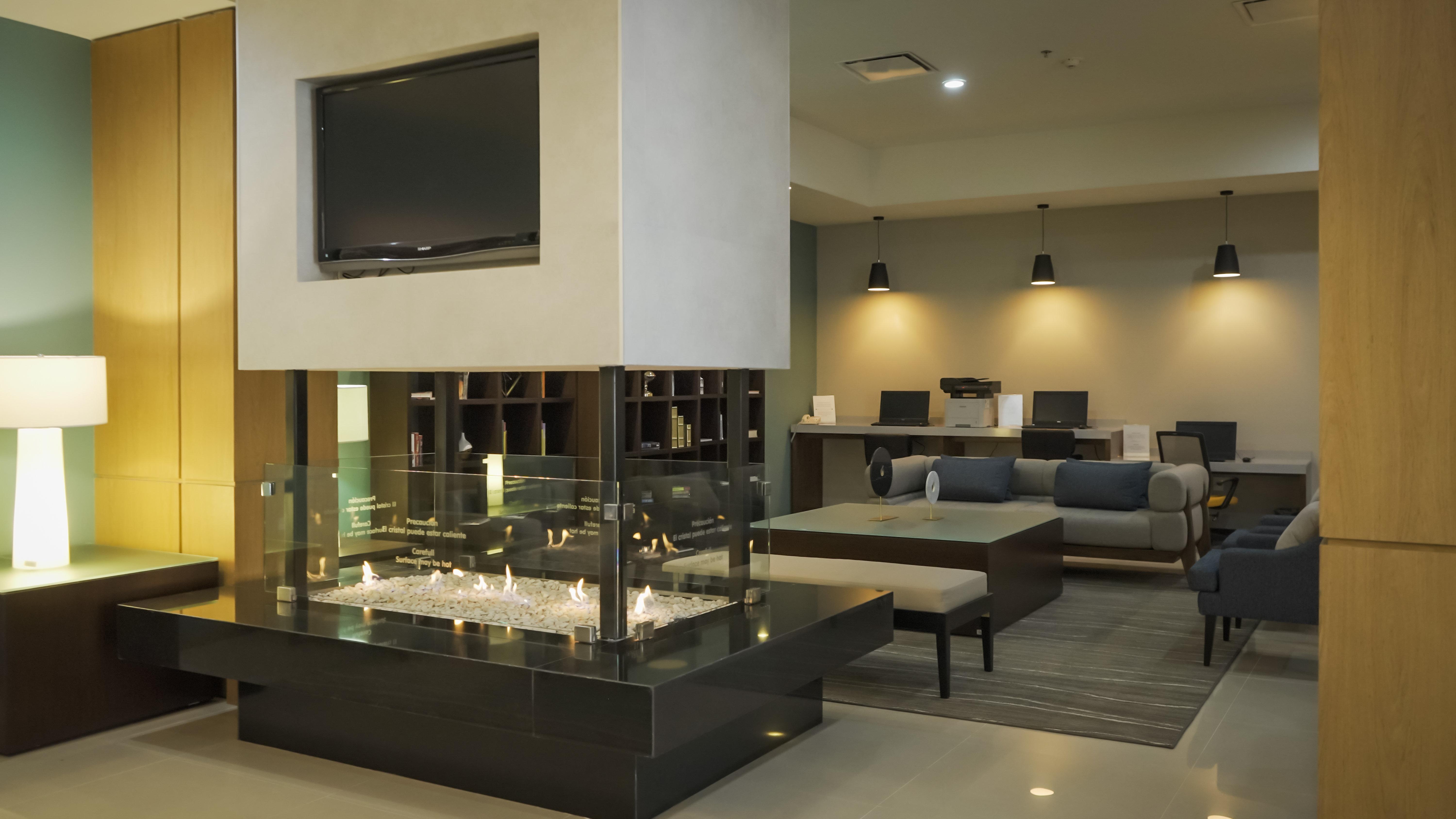 Staybridge Suites Guadalajara Expo By Ihg Zapopan Exterior foto
