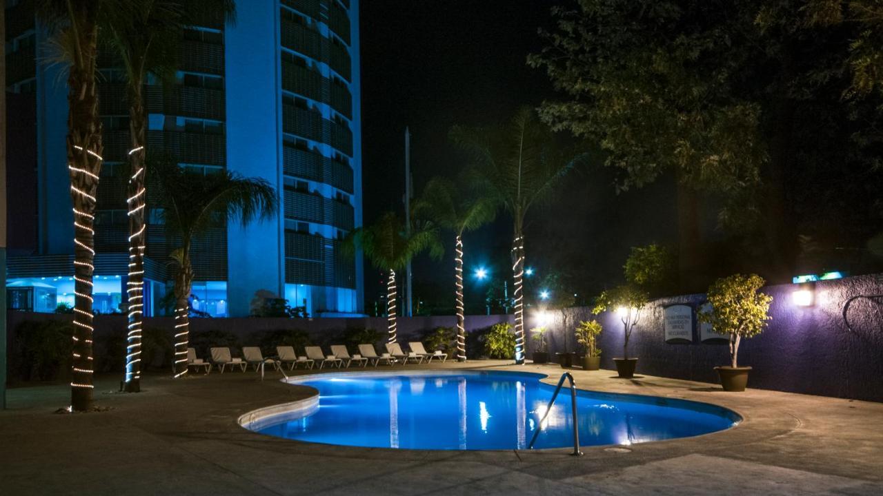 Staybridge Suites Guadalajara Expo By Ihg Zapopan Exterior foto